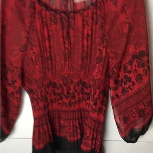 Misty & May Black & Red blouse, XL